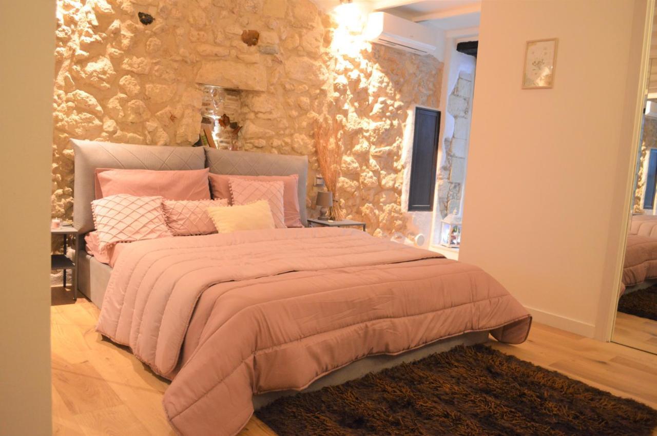 Domu 600 - Suite Mini Appartamento Cagliari Centro Storico Екстер'єр фото
